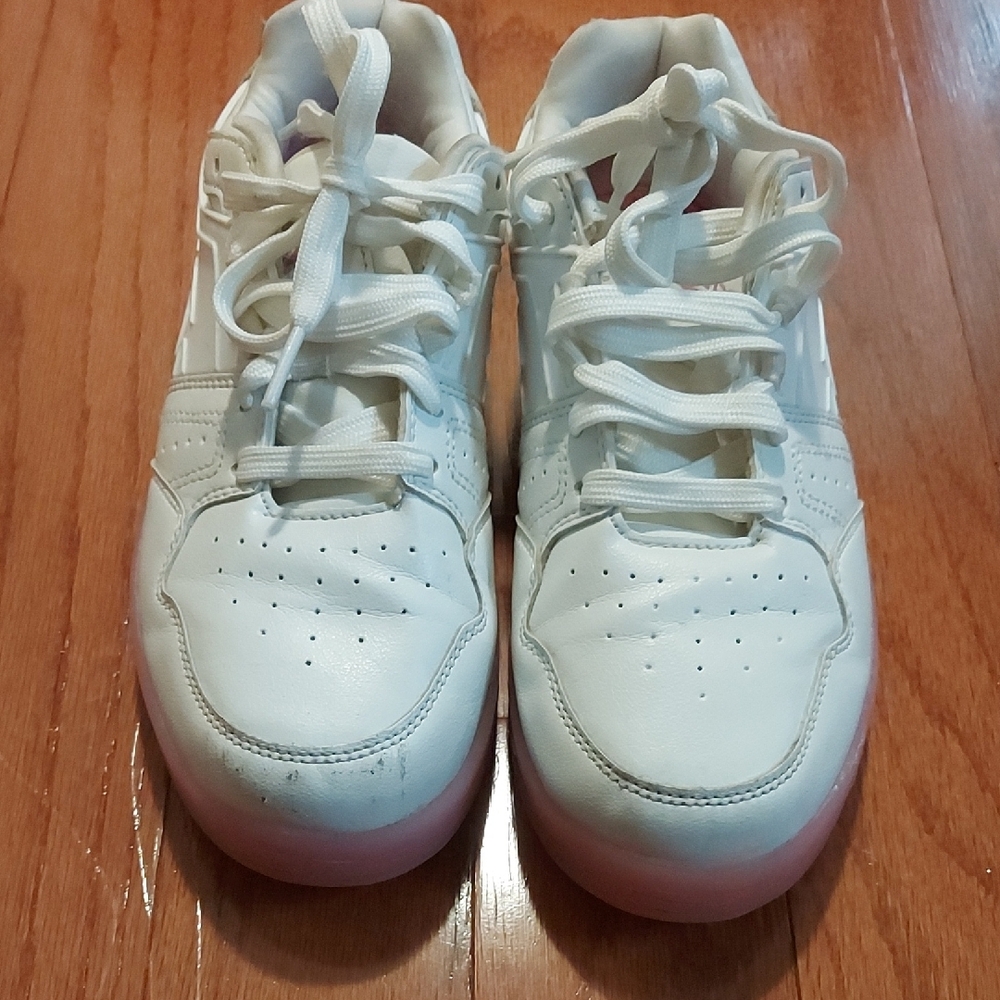 Reebok White and Pink Low-Top Sneakers